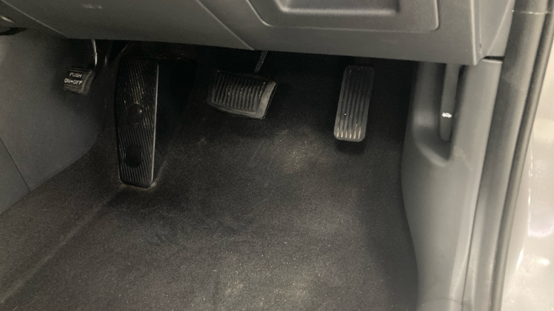 Hyundai IONIQ 1.6 GDi Hybrid Premium 5dr DCT Hybrid Hatchback